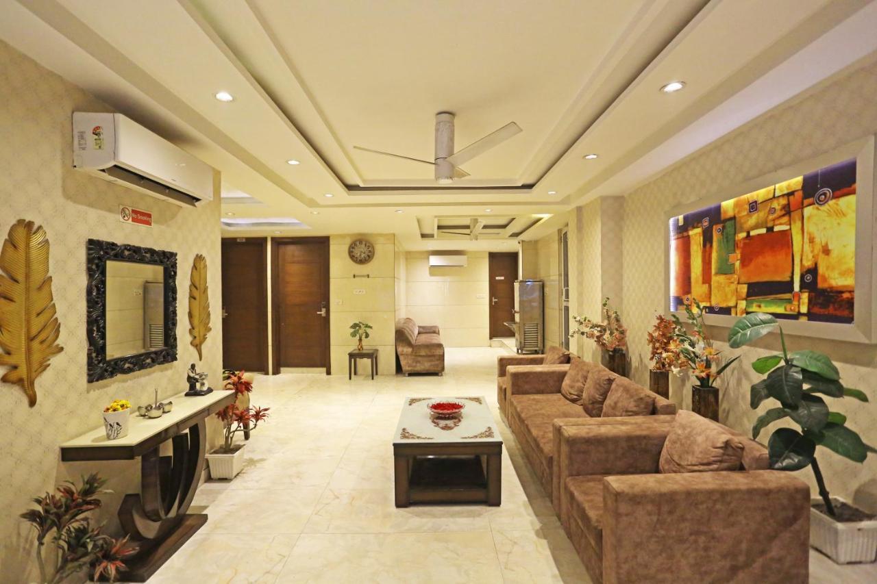 Hotel Sm Suits Near Delhi Airport-Unit By Grand Urban Luxury New Delhi Buitenkant foto